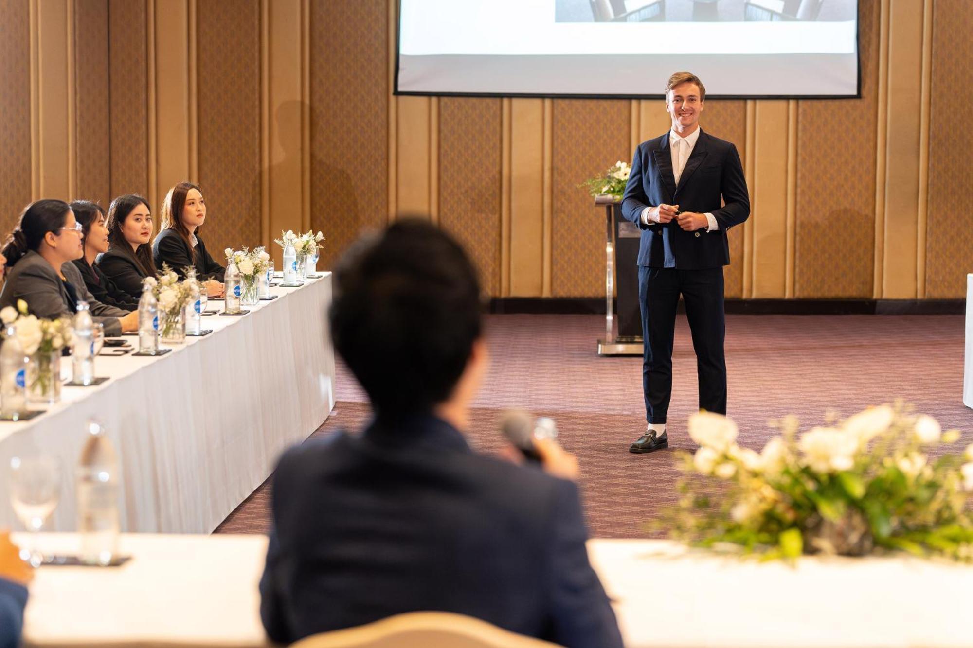 Avani Khon Kaen Hotel & Convention Centre Экстерьер фото