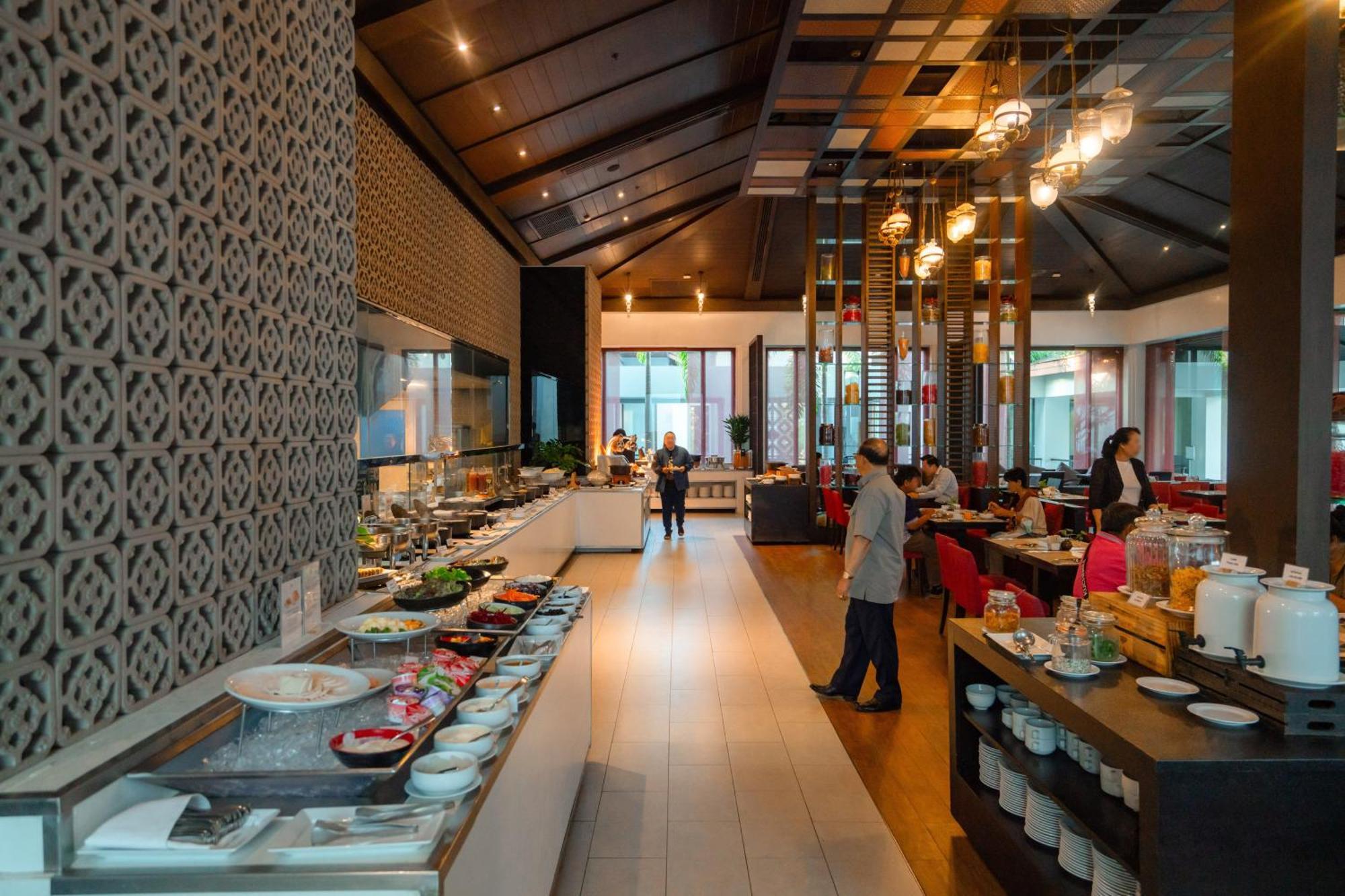 Avani Khon Kaen Hotel & Convention Centre Экстерьер фото