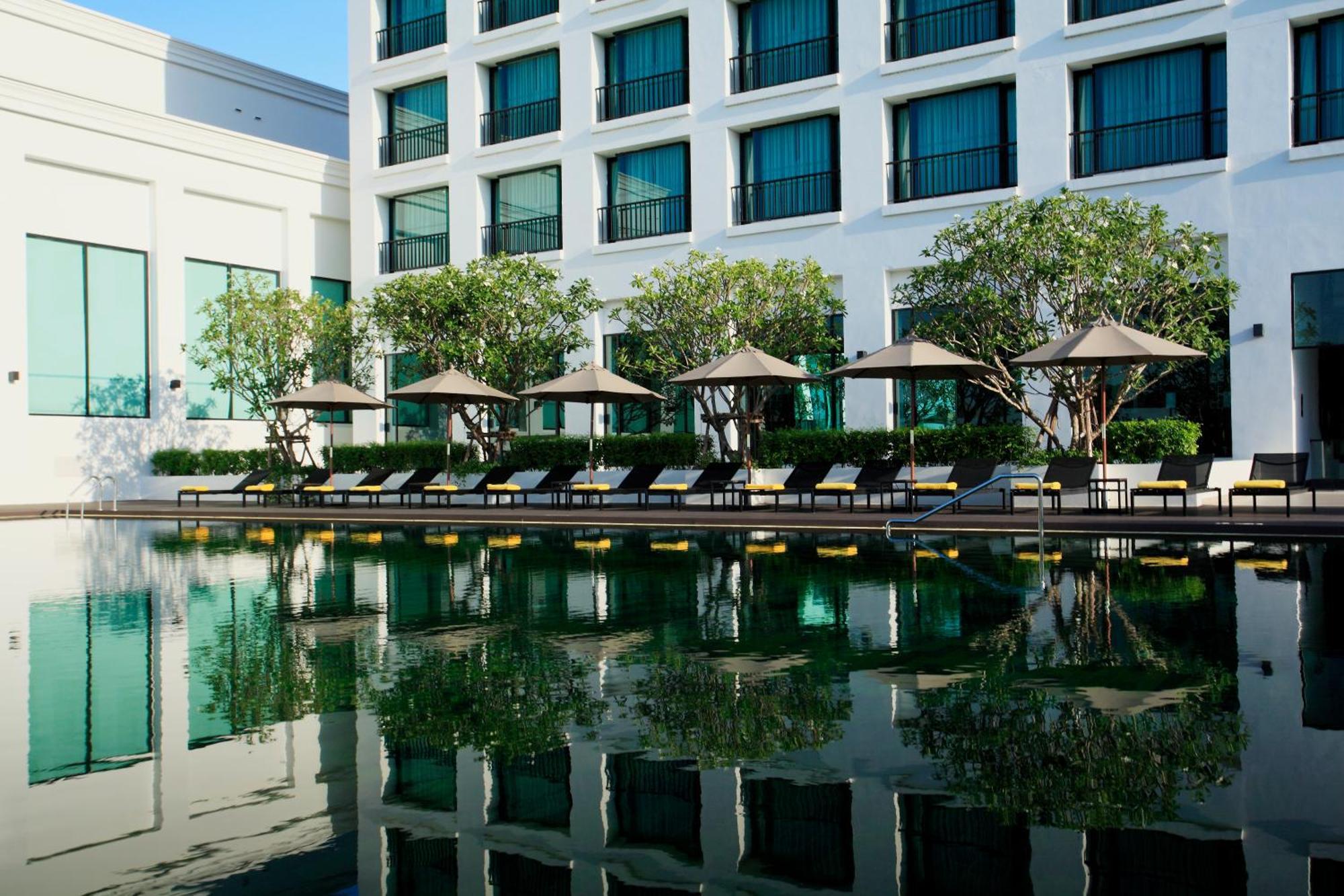 Avani Khon Kaen Hotel & Convention Centre Экстерьер фото