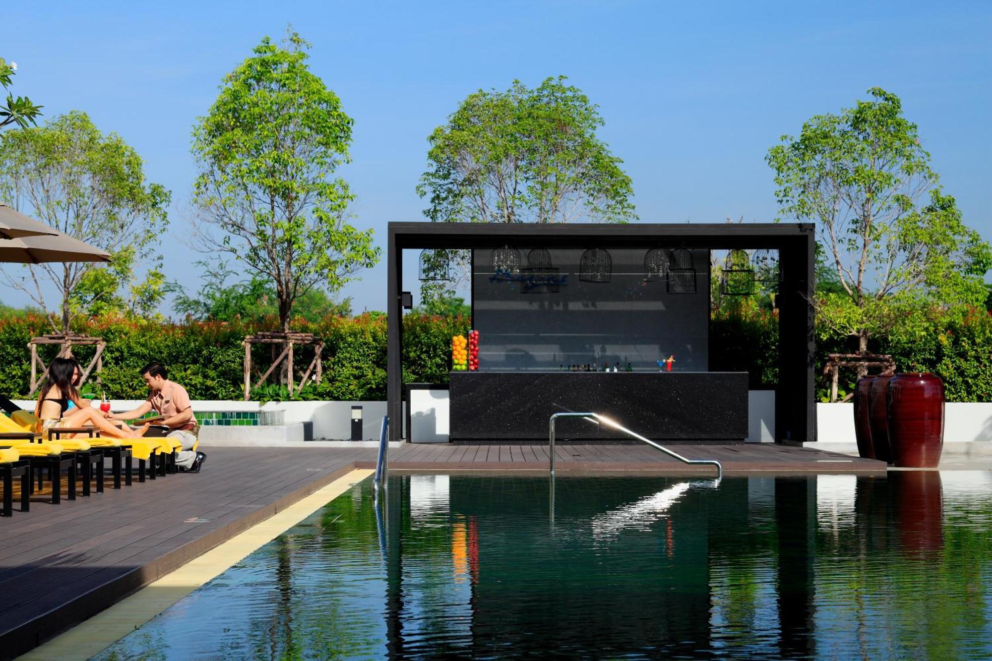 Avani Khon Kaen Hotel & Convention Centre Экстерьер фото